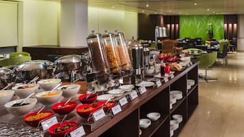 Se sirven desayunos, almuerzos y cenas