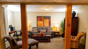 Unclassified image, 4 of 29, button - The Inn At Baptist Health (Little Rock)