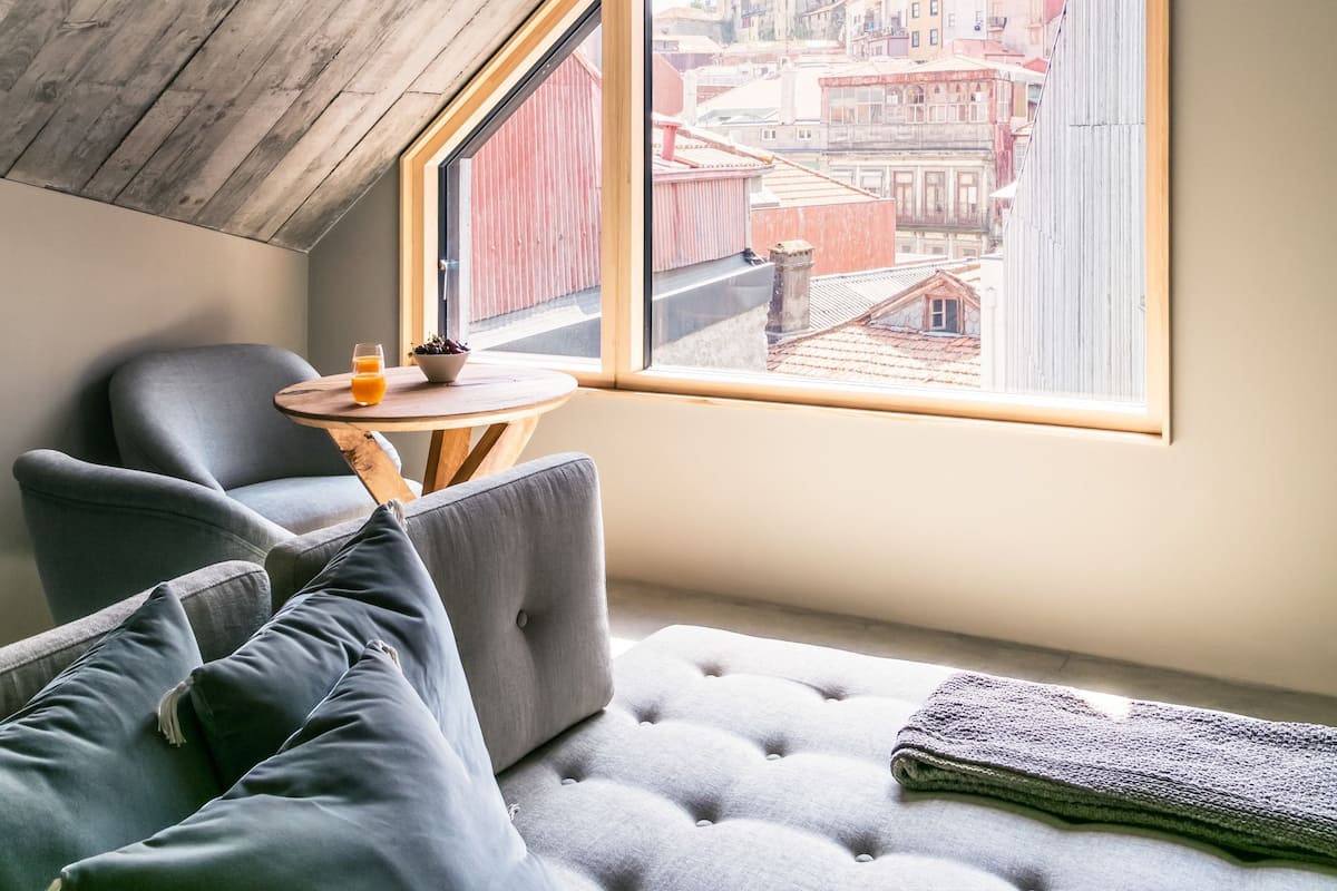 Penthouse | Luxe beddengoed, een minibar, een kluis op de kamer