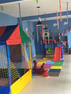 Children's play area - indoor - Sueds Premium (Porto Seguro)