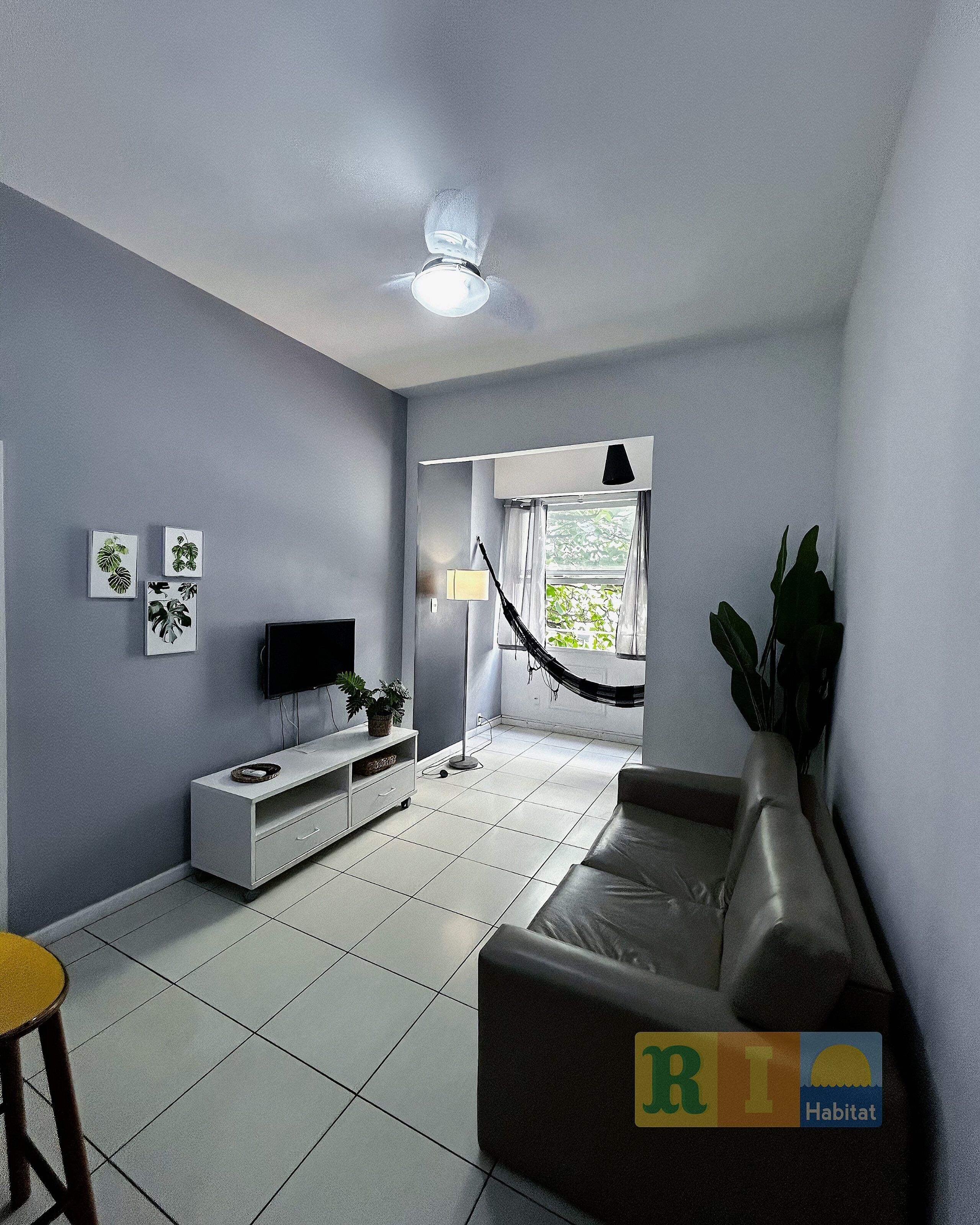 Apartment | Living area | 40-inch flat-screen TV with digital channels, TV
