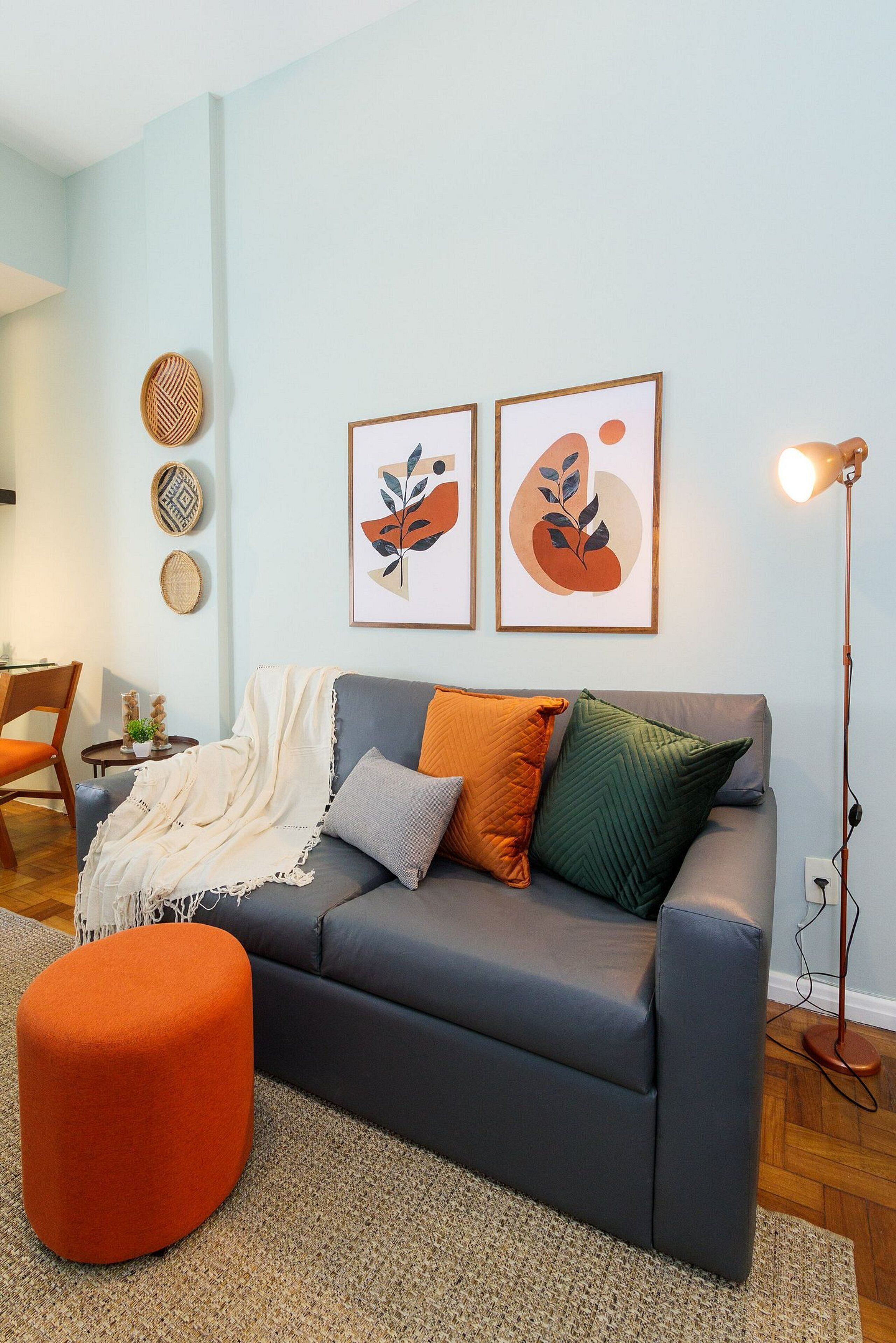Apartment | Wohnbereich | 40-Zoll-Flachbildfernseher mit Digitalempfang, Fernseher