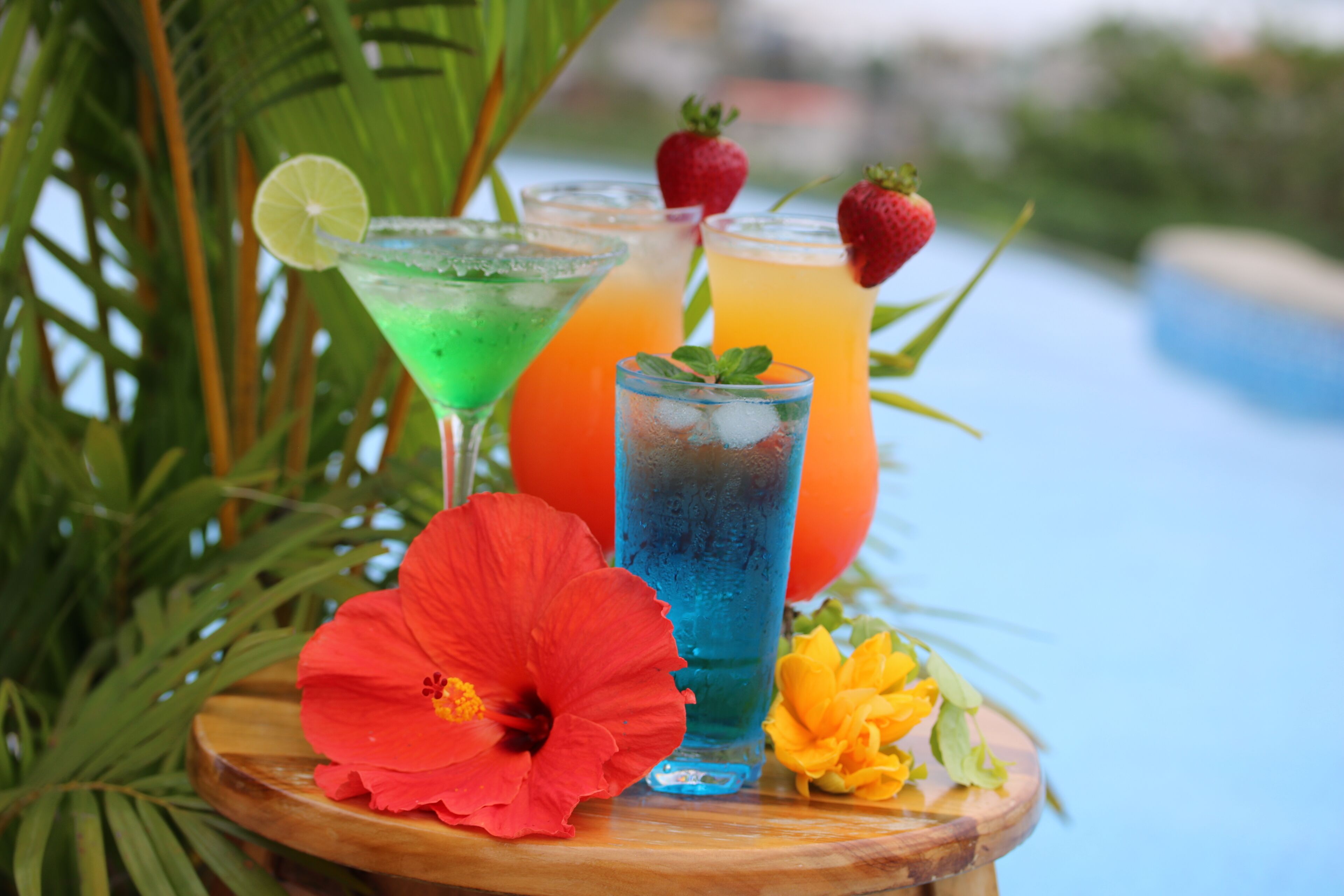 Poolside bar