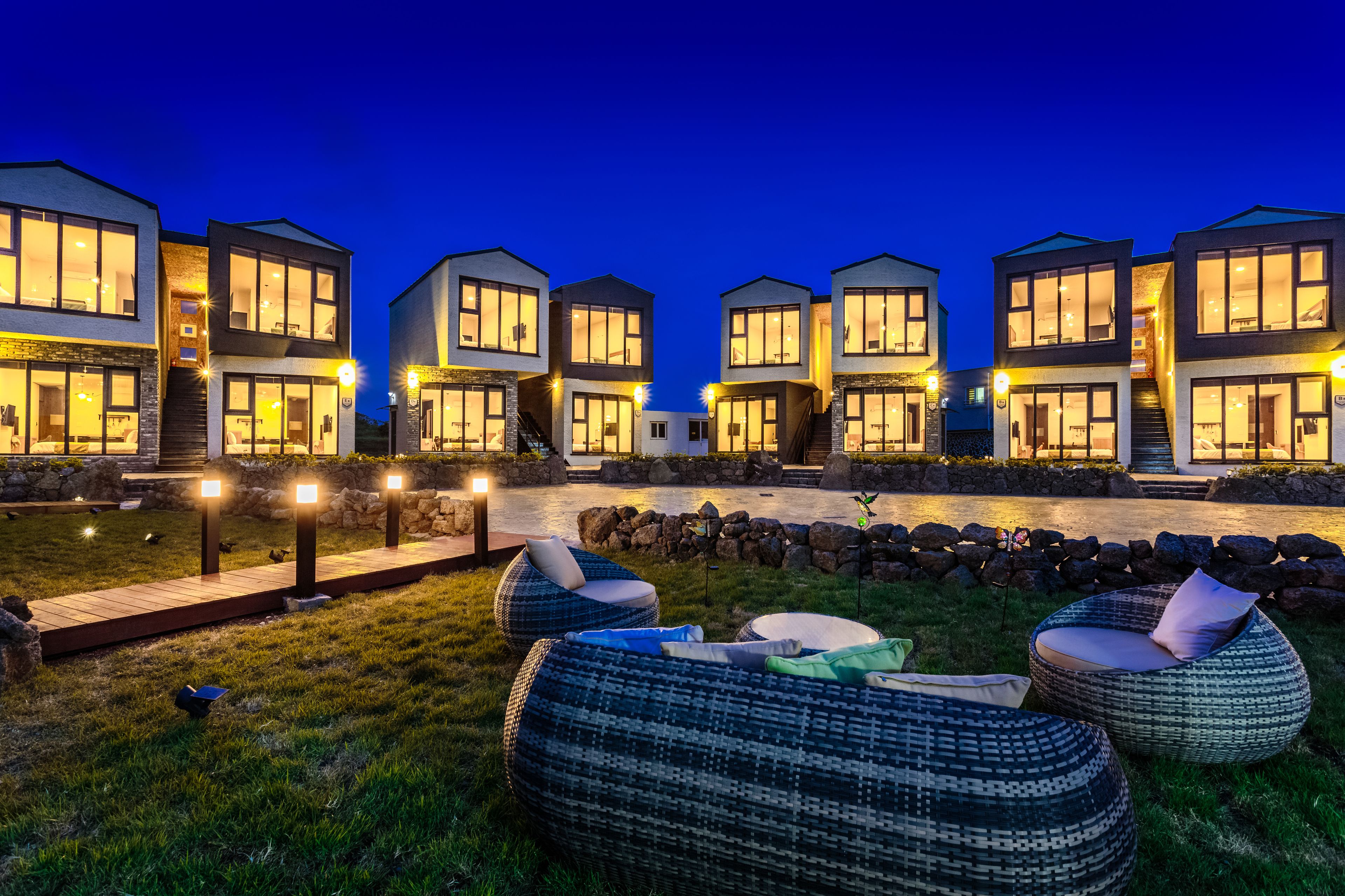 Front of property - evening/night