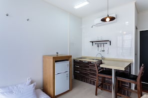 Standard Room | Private kitchenette - De Reve Jeju (Jeju City)