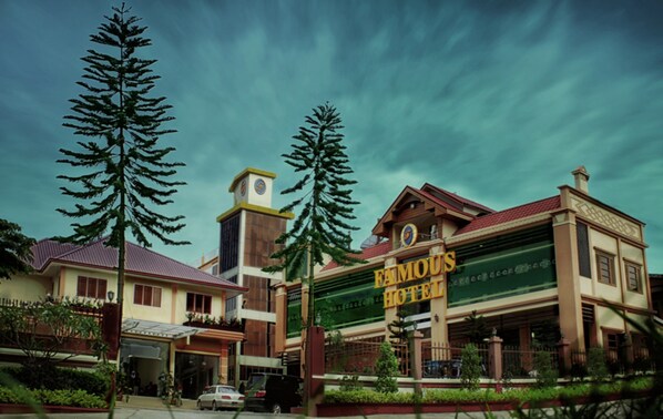 Facciata della struttura