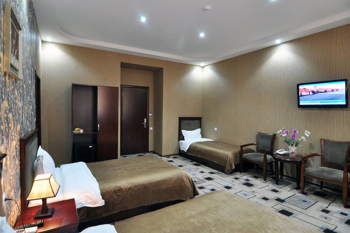 Standard Triple Room | Minibar, in-room safe, desk, rollaway beds (surcharge)