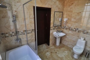 Bathroom - Hotel Margo Palace (Tbilisi)