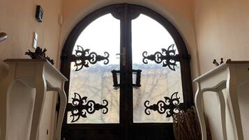 Deluxe-Apartment, 2 Schlafzimmer (Souterrain 2) | Vue sur la cour