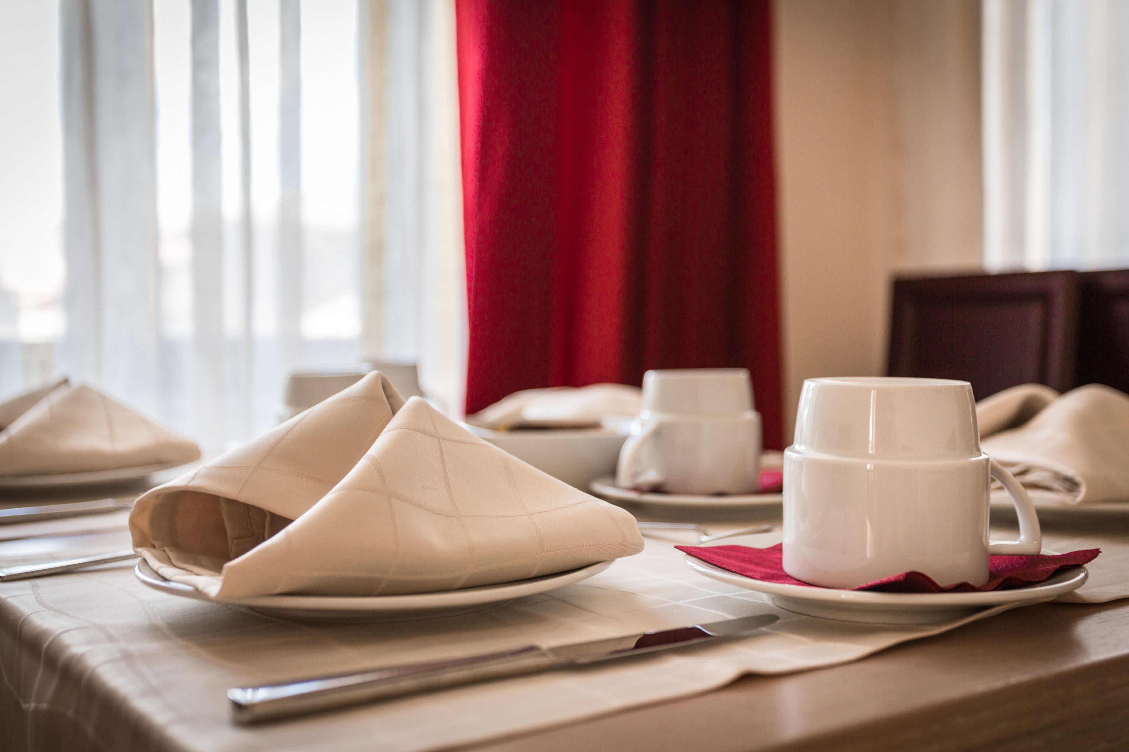 free daily on-the-go breakfast