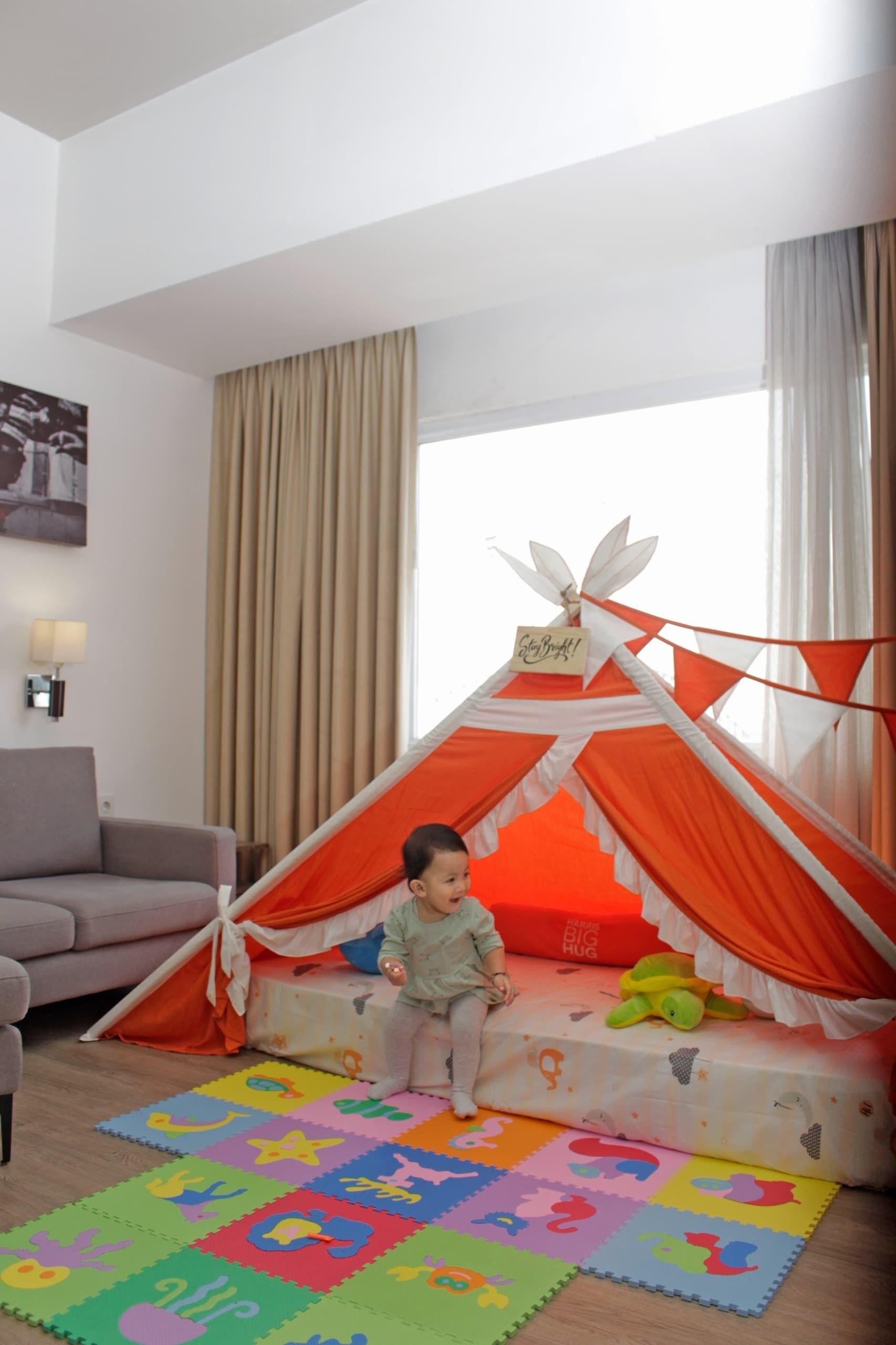 Suite, 1 King Bed, River View (HARRIS) | Premium bedding, minibar, in-room safe, desk