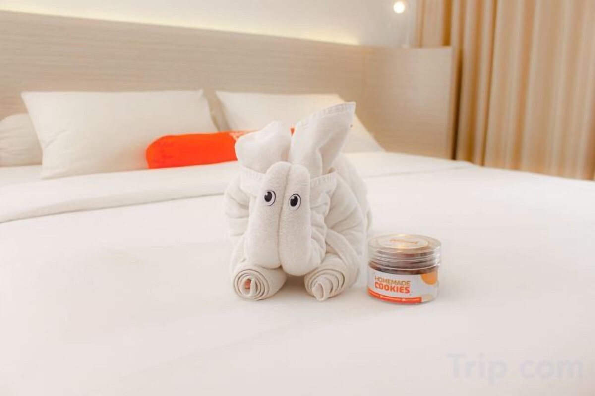 Ropa de cama de alta calidad y minibar 