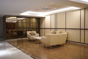 Sala de estar en el lobby