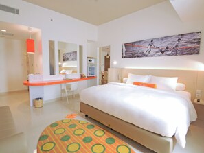 Suite, 1 King Bed, River View (HARRIS) | View from room