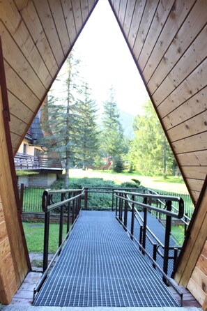 Property entrance - Pensjonat Biały Potok - POLSKIE TATRY S.A. (Zakopane)