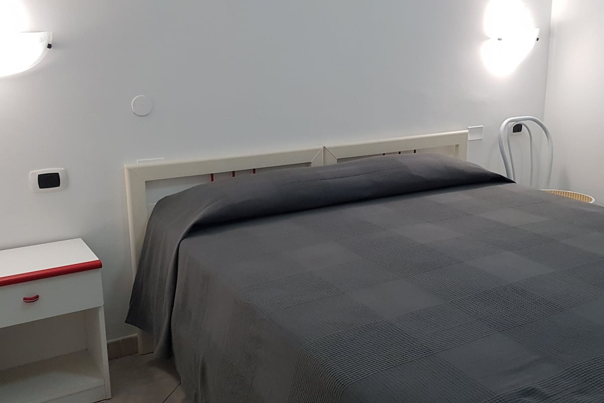 Classic Double Room, 1 Double Bed | 1 bedroom, memory-foam beds, desk, blackout curtains