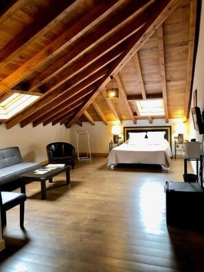 Suite, Private Bathroom - Hotel Palacio de Arce (Pielagos)