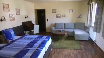 Desk, free cribs/infant beds, rollaway beds, free WiFi