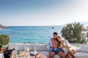 高级套房, 1 张双人床, 热水浴缸, 海景 | 沙滩/海景