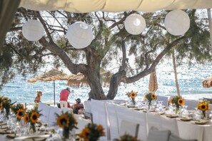 Nightclub - Santana Beach (Naxos)