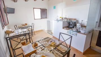 Desayuno buffet incluido todos los días
