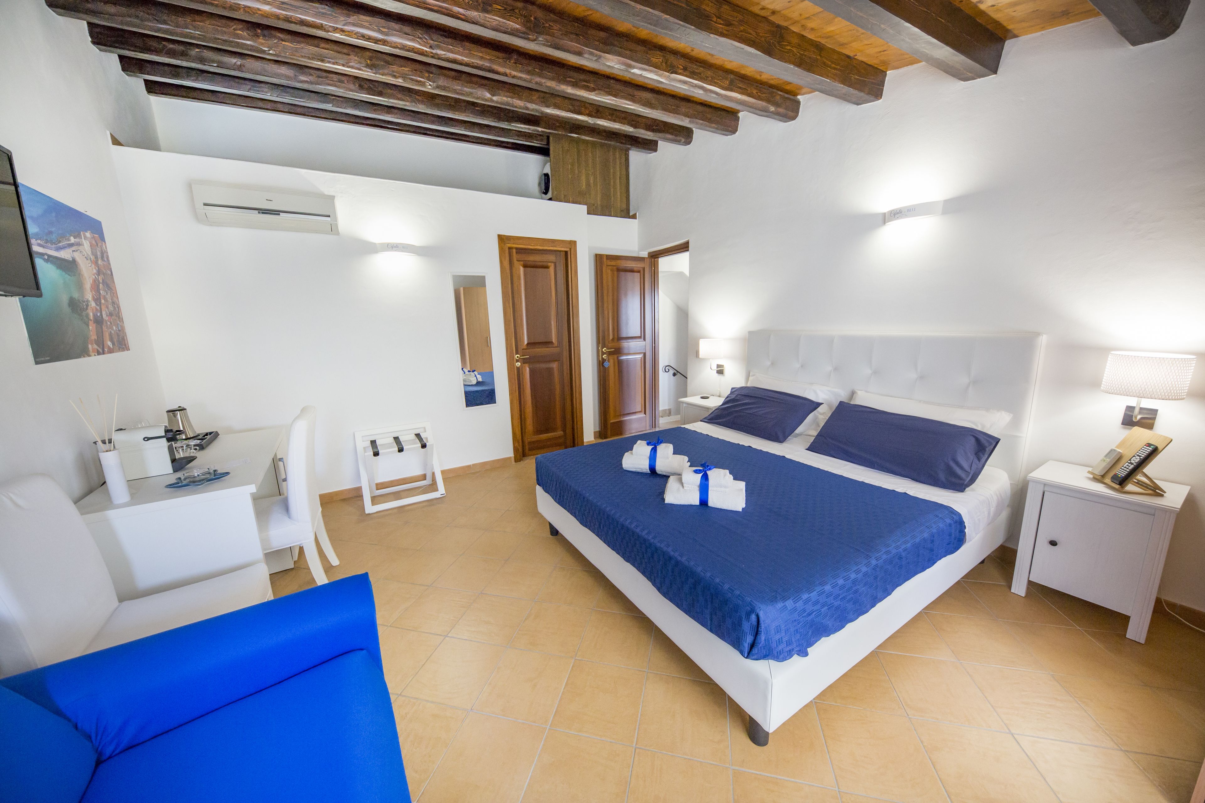 Photo - Cefalu in Blu