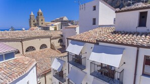 บริเวณภายนอก