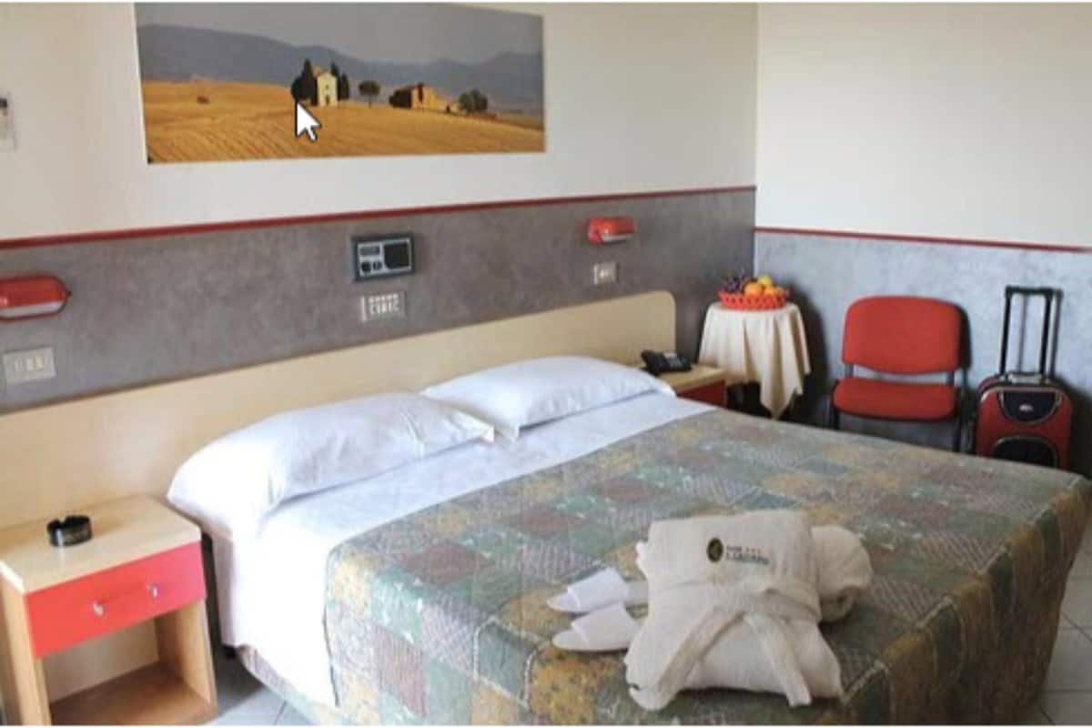 Triple Room, Balcony | Premium bedding, minibar, in-room safe, desk