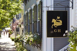 Entrada de la propiedad