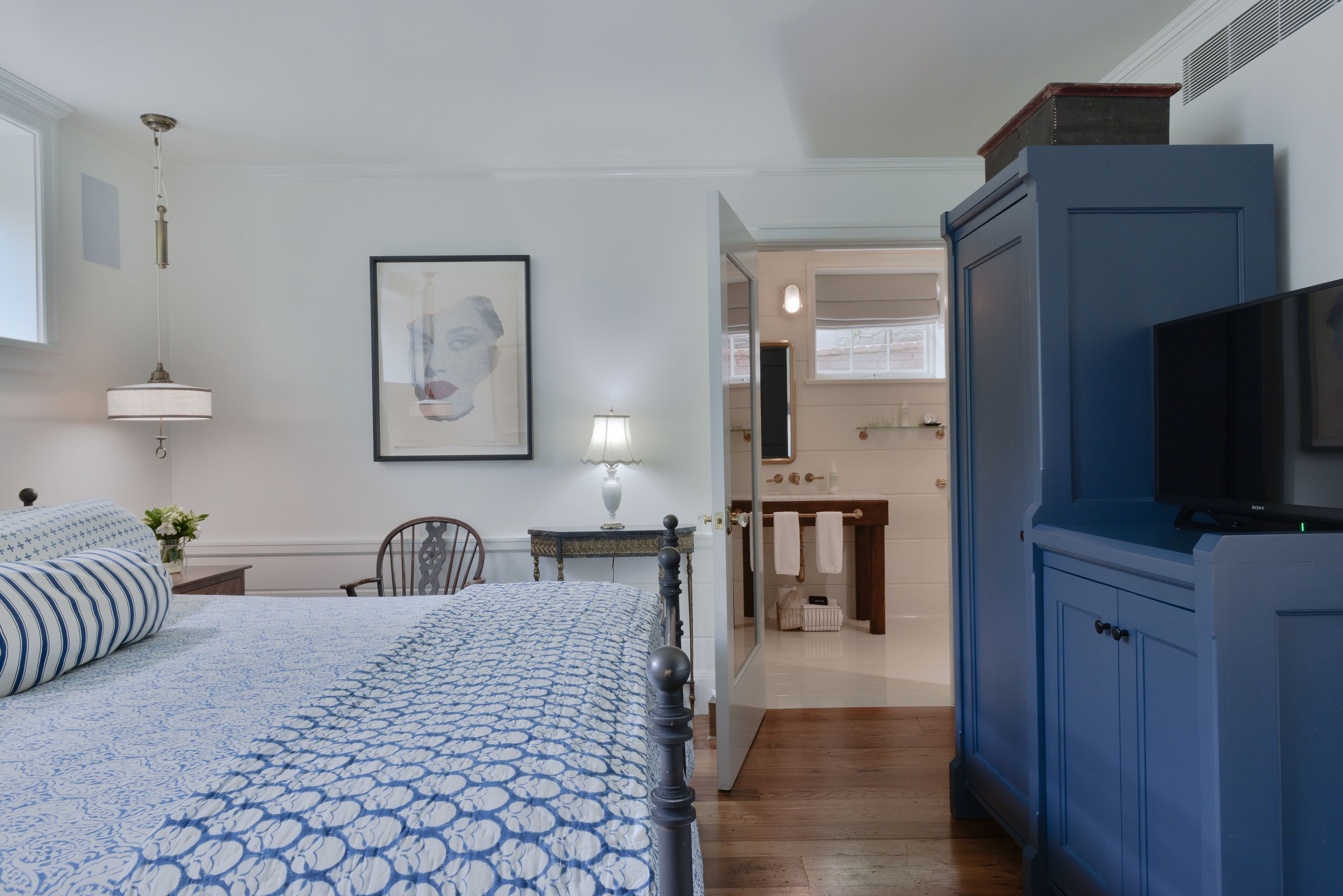 standard garden view basement level, accessible | egyptian cotton sheets, premium bedding, down duvets, pillow-top beds