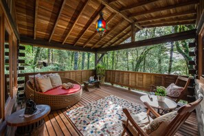 Bangalô, sauna seca (Master) | Área de estar | TV LCD, lareira, DVD player