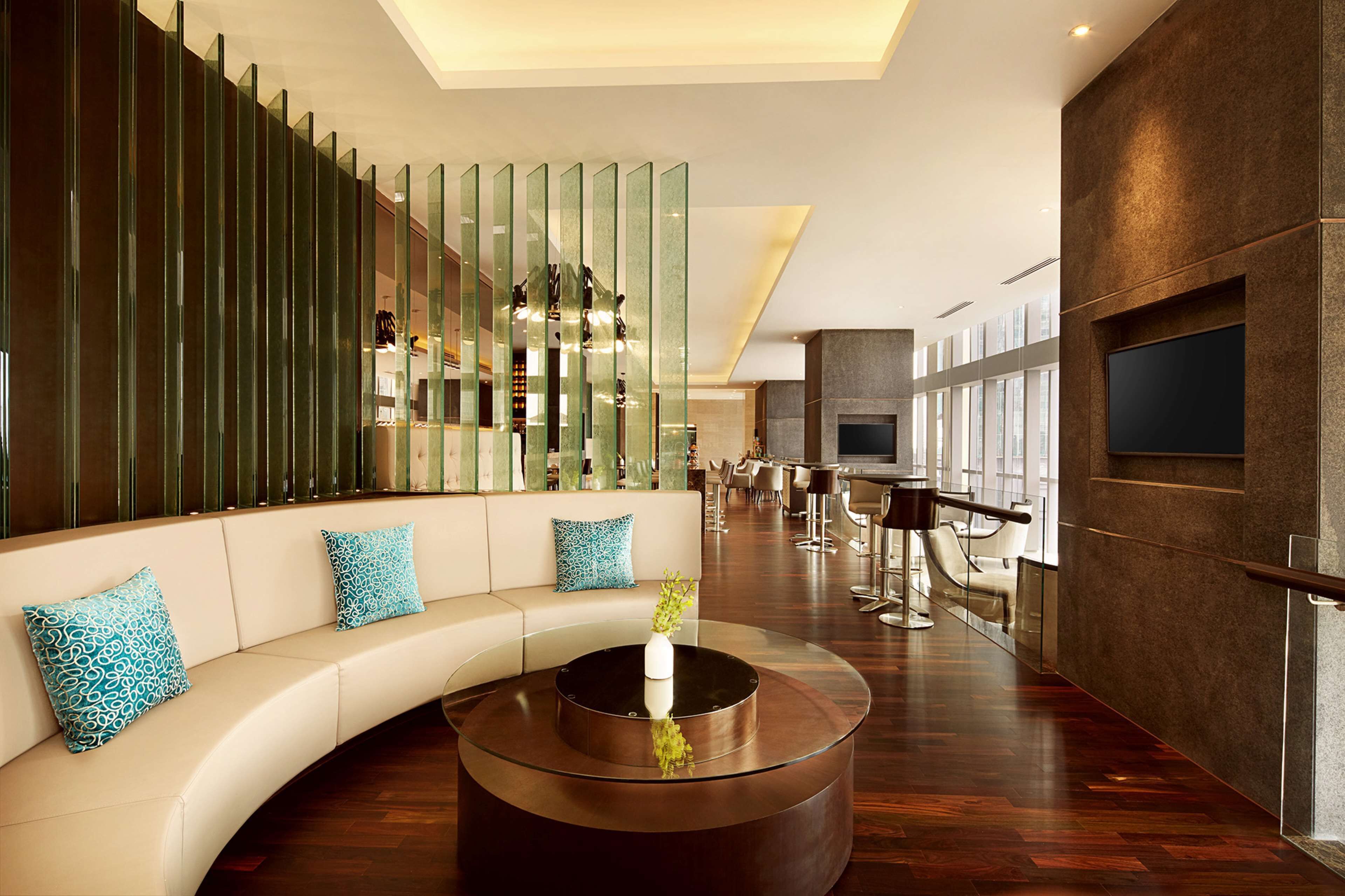 2 restaurants, breakfast, lunch, dinner served; local cuisine