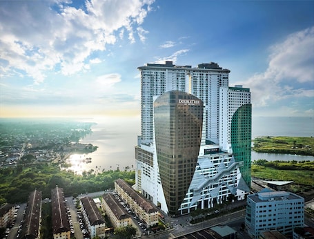 Exterior. Doubletree by Hilton Melaka