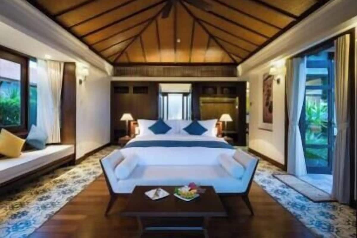 1 Schlafzimmer, hochwertige Bettwaren, Minibar, Zimmersafe