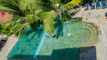 Outdoor pool, pool umbrellas, sun loungers