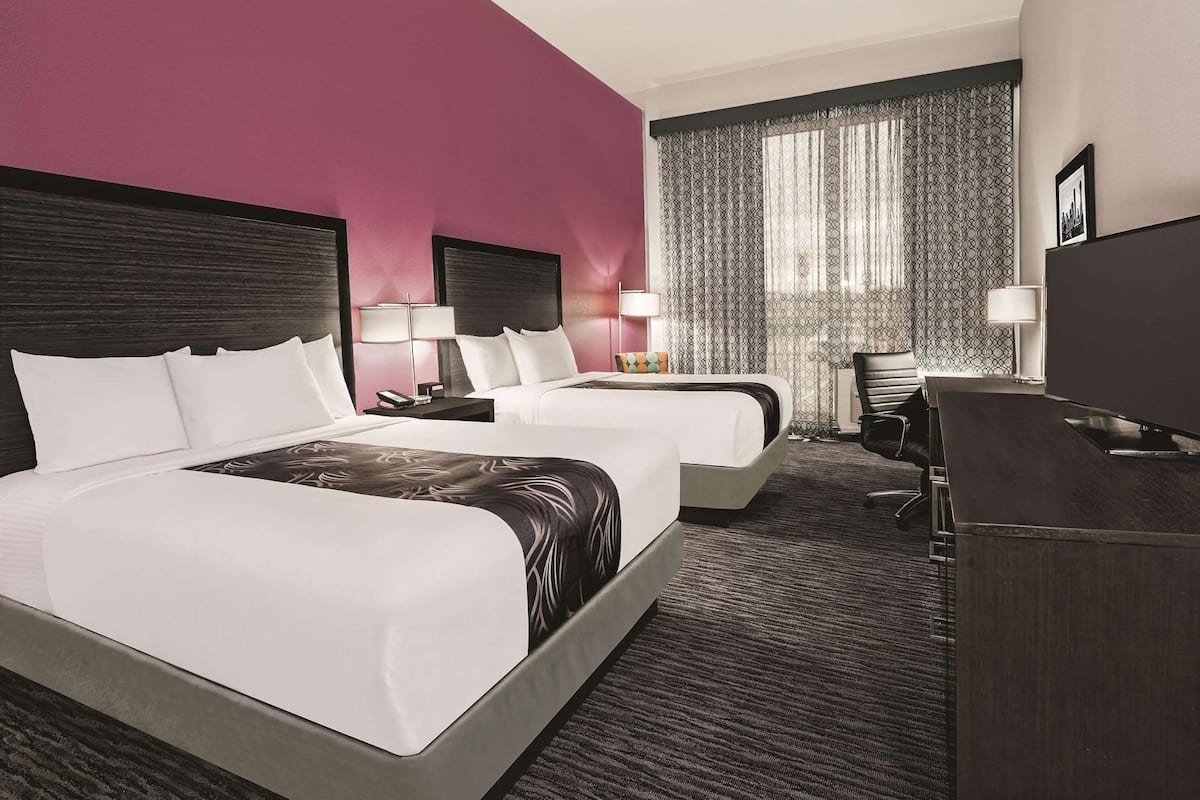 Egyptian cotton sheets, premium bedding, down duvets, pillow-top beds