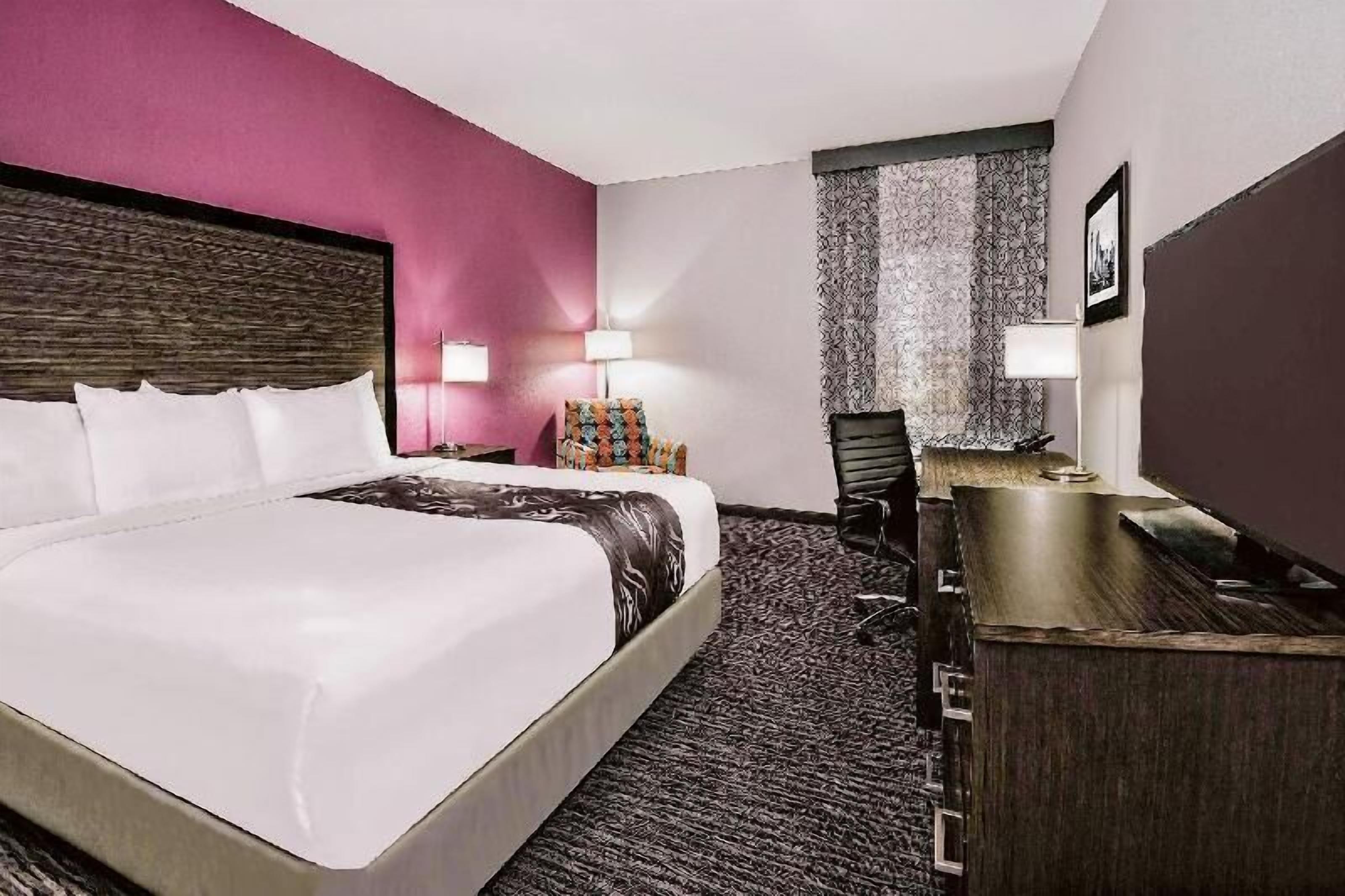 Egyptian cotton sheets, premium bedding, down duvets, pillow-top beds