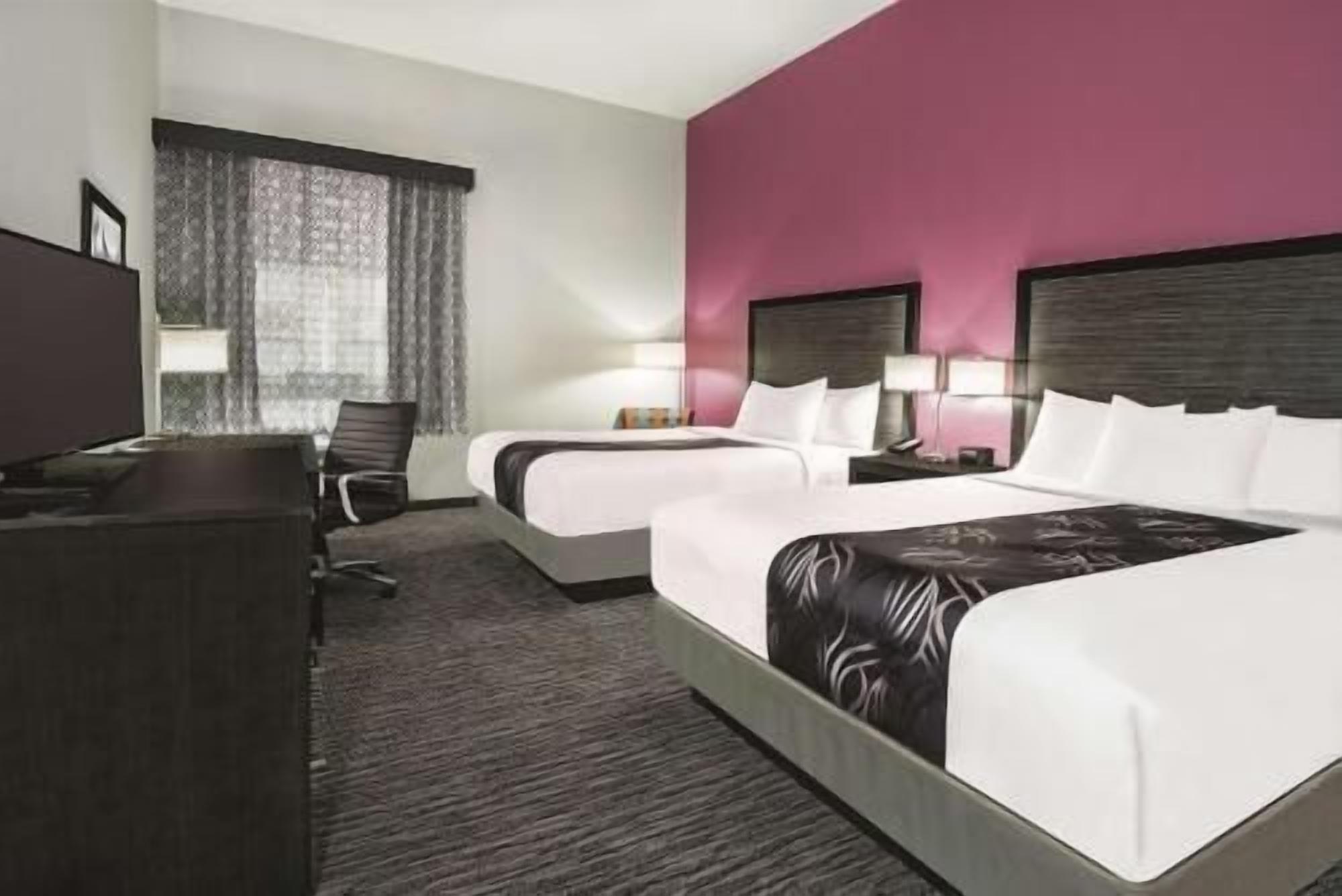 Egyptian cotton sheets, premium bedding, down duvets, pillow-top beds