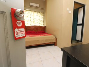 객실 내 금고, 책상, 무료 WiFi