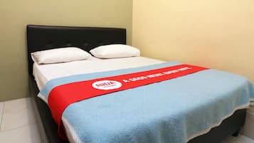 In-room safe, desk, free WiFi