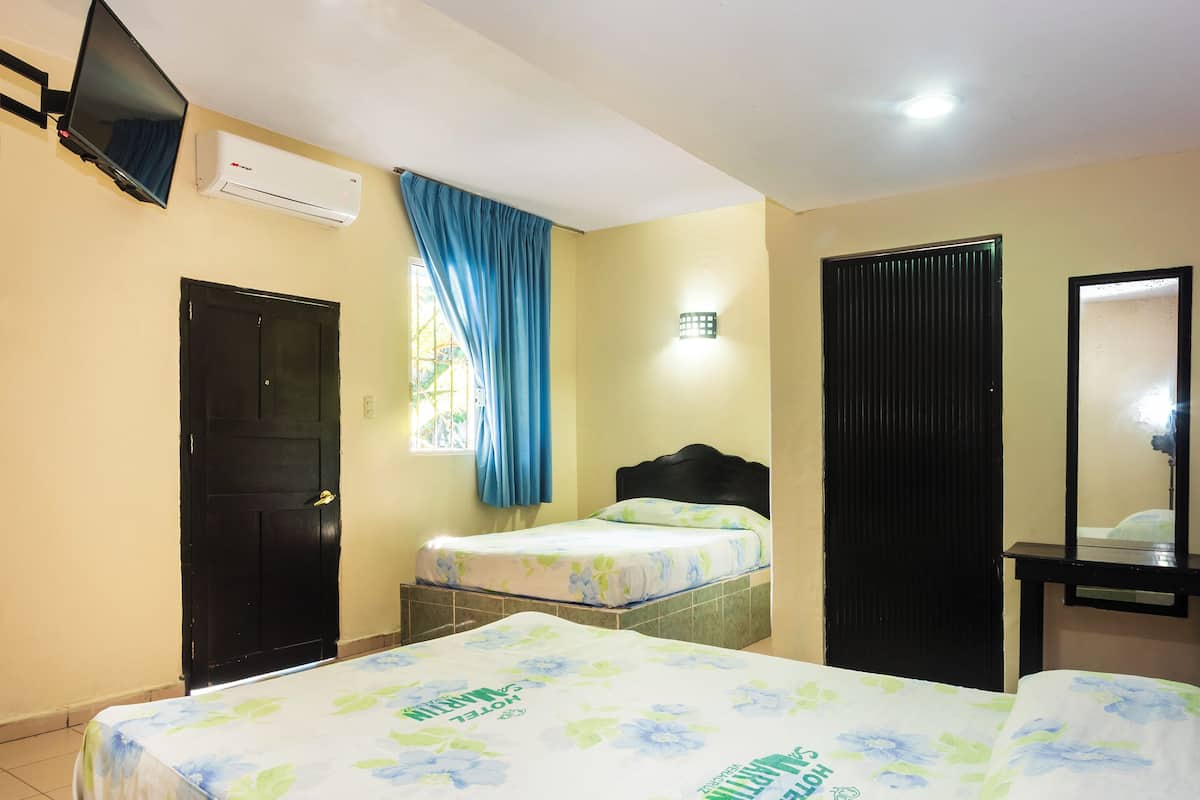 1 habitación, sistema de insonorización, wifi gratis y ropa de cama