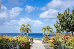Superior Room, Oceanfront, VIP area (Adults Only) | 1 bedroom, premium bedding, in-room safe, laptop workspace