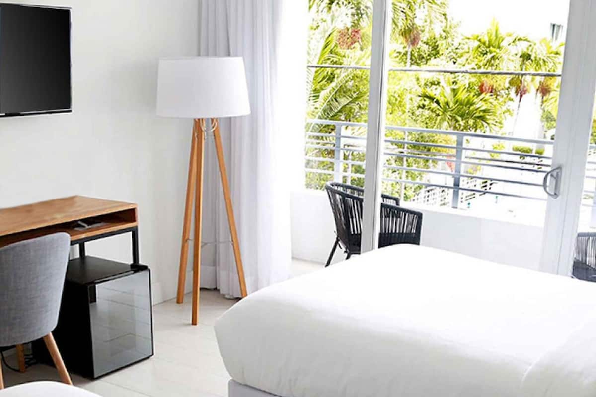 1 bedroom, in-room safe, individually decorated, individually furnished