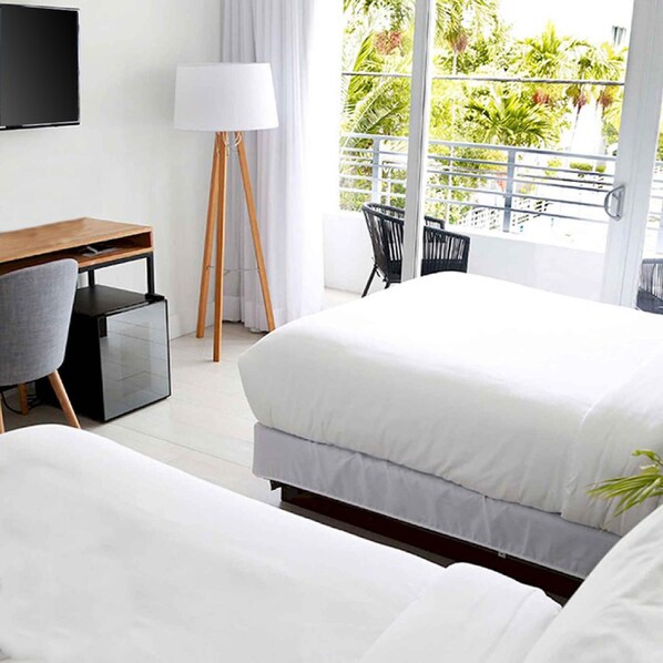 Chambre Supérieure, 2 lits doubles, balcon (Self check)