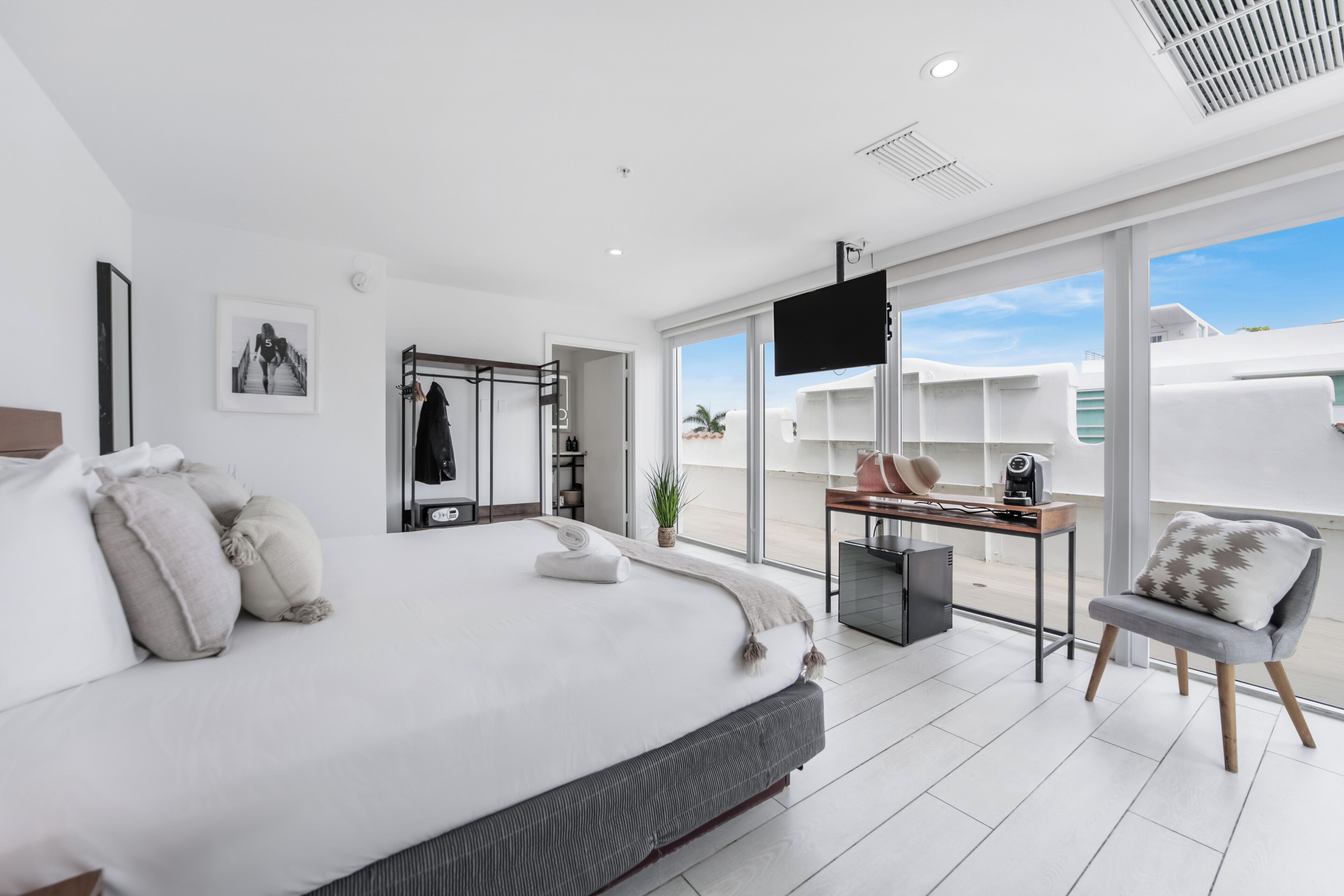 In-room safe, desk, laptop workspace, blackout curtains