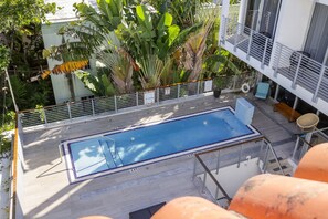 Outdoor pool - The Meridian Miami Beach (Miami Beach)