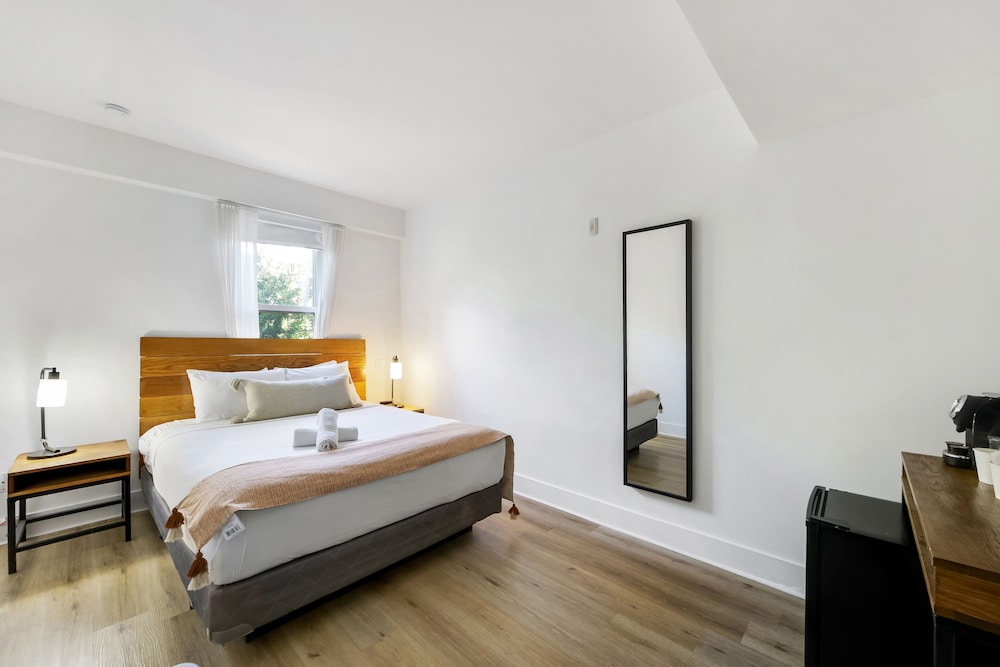 The Miami Beach by null