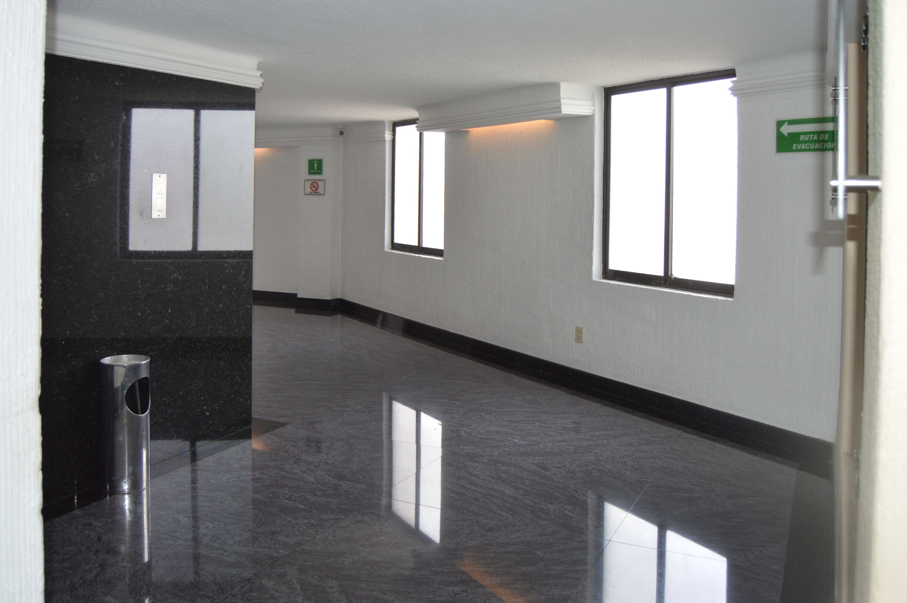 Petit déjeuner continental compris tous les jours