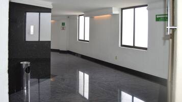 Petit déjeuner continental compris tous les jours