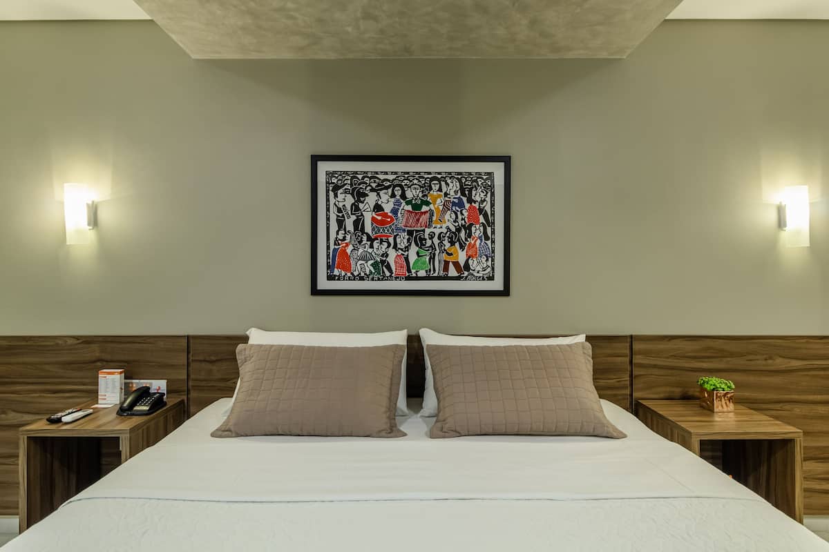 luxury double room | minibar, in-room safe, desk, blackout curtains